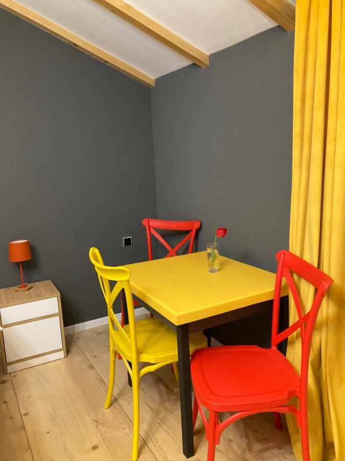 Borjomi Yellow Hotel 外观 照片