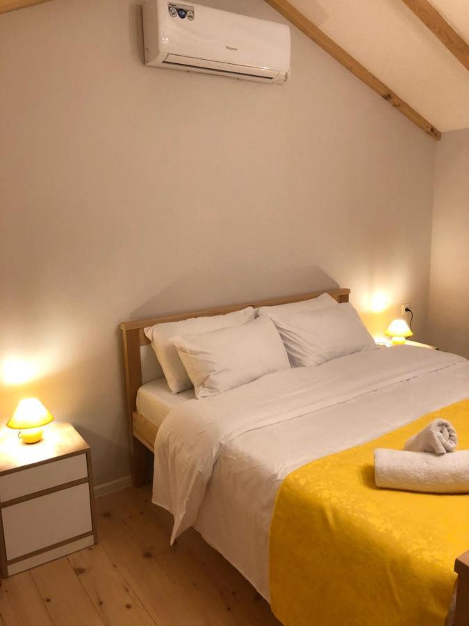 Borjomi Yellow Hotel 外观 照片