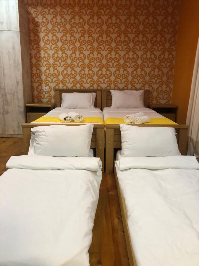 Borjomi Yellow Hotel 外观 照片