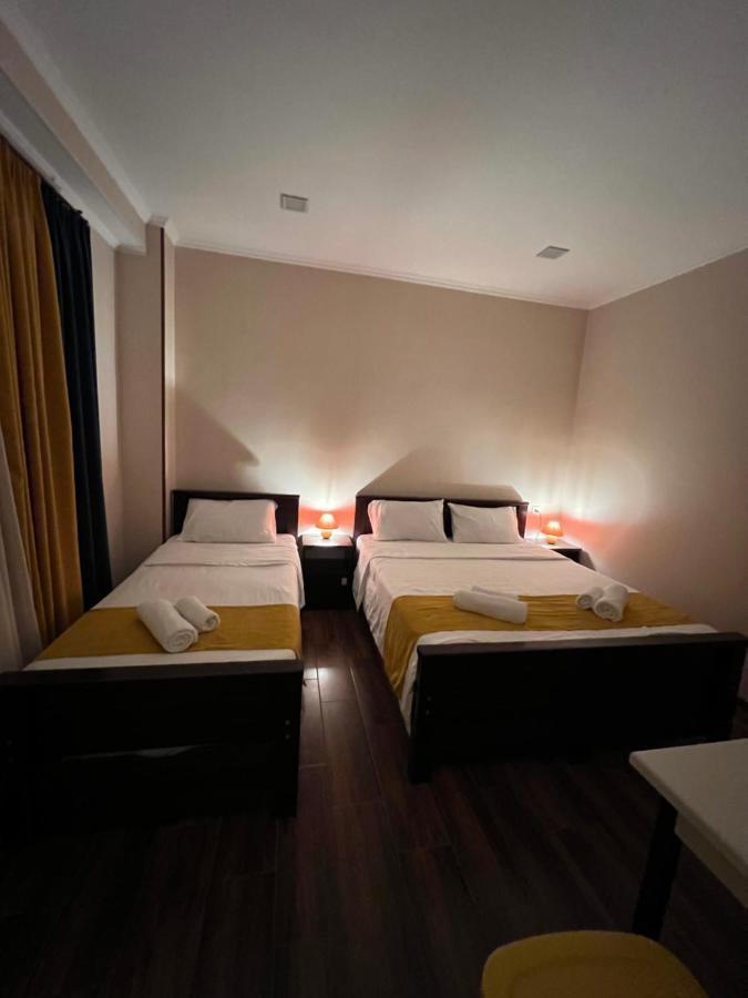 Borjomi Yellow Hotel 外观 照片