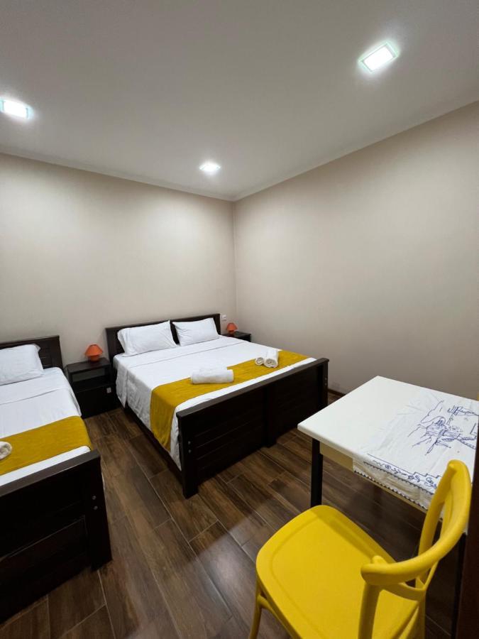 Borjomi Yellow Hotel 外观 照片